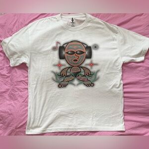 Bobby Radio XL Graphic Tee – Tribal Headphones Art Shirt, 9989 Airbrush Back